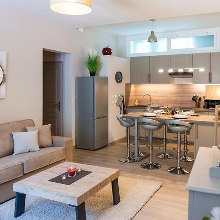 Les Volets Rouges Apartment Cavaillon Bagian luar foto