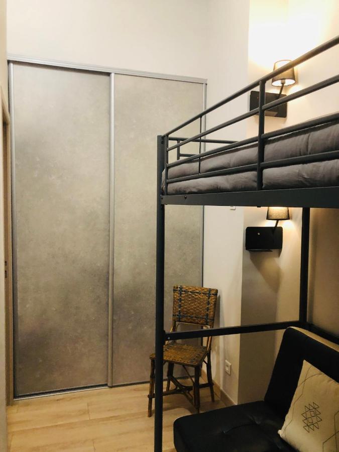 Les Volets Rouges Apartment Cavaillon Bagian luar foto